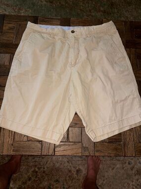 Mens store bloomingdales khak chino stretch shorts 32 flat